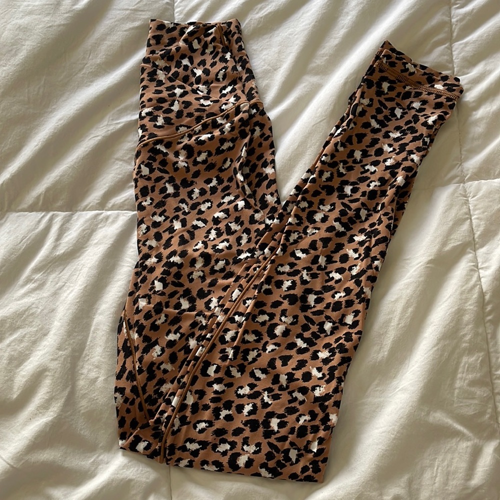 aerie crossover leopard leggings